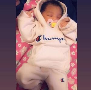 Meet your Posher, Montez